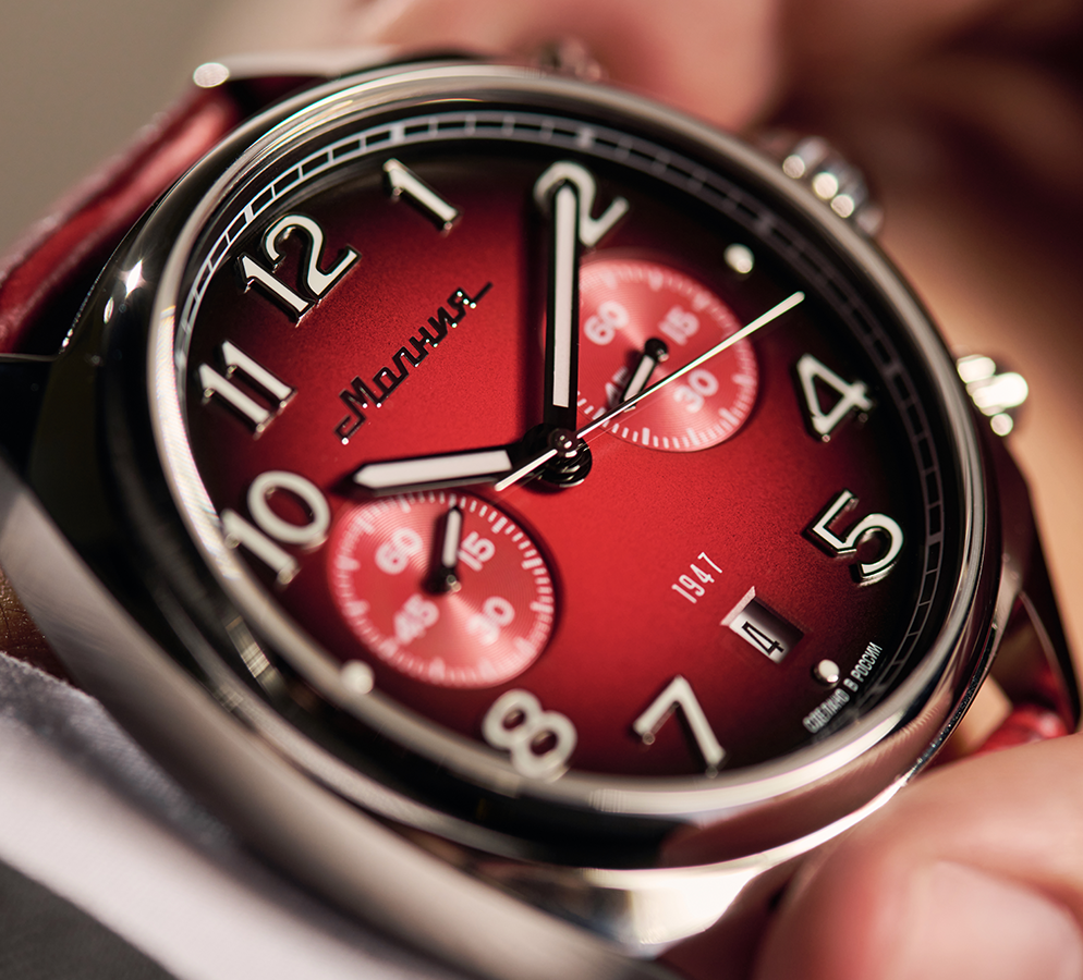 Evolution 6S21 42 mm quartz chronograph