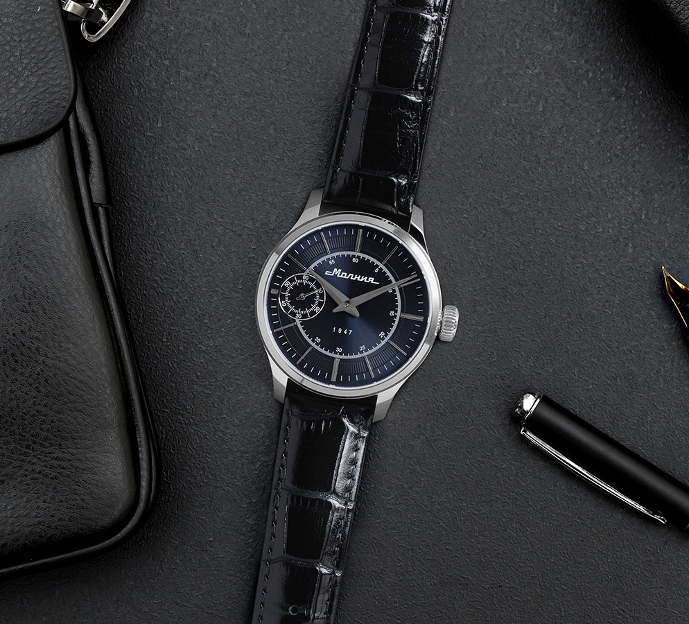 Debut TCB 3603 41 mm hand-wound