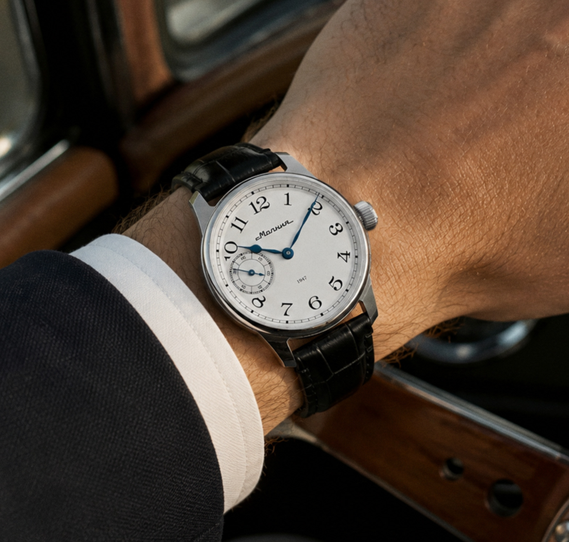 Classic  3603 42 mm cuerda manual