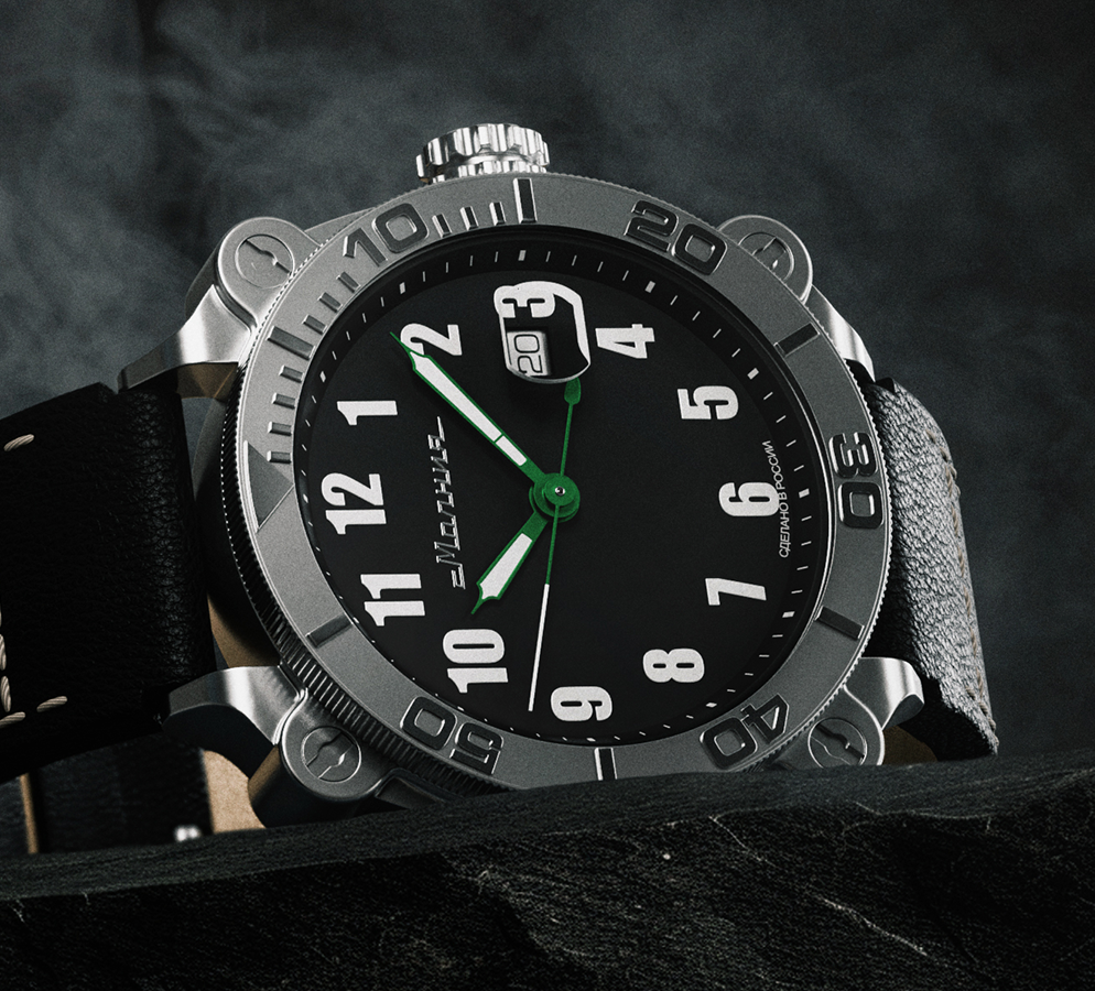 Tank 8215, 42 mm, automatic winding