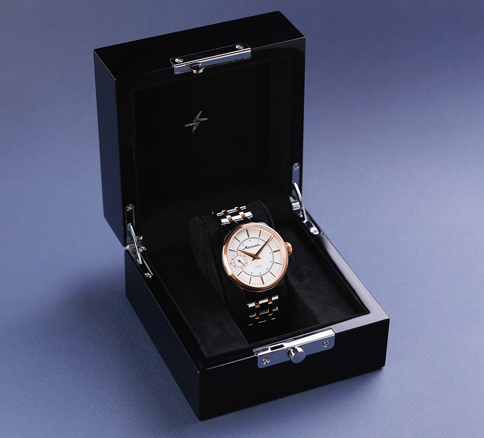 Debut TCB 3603 41 mm hand-wound