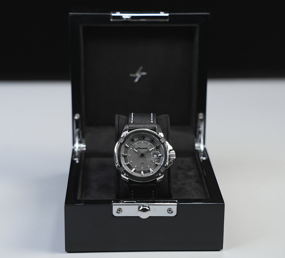 Extreme 42 mm cuerda automática