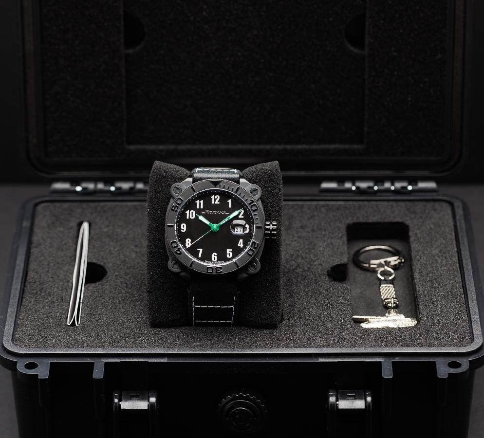 Tank 8215, 42 mm, automatic winding