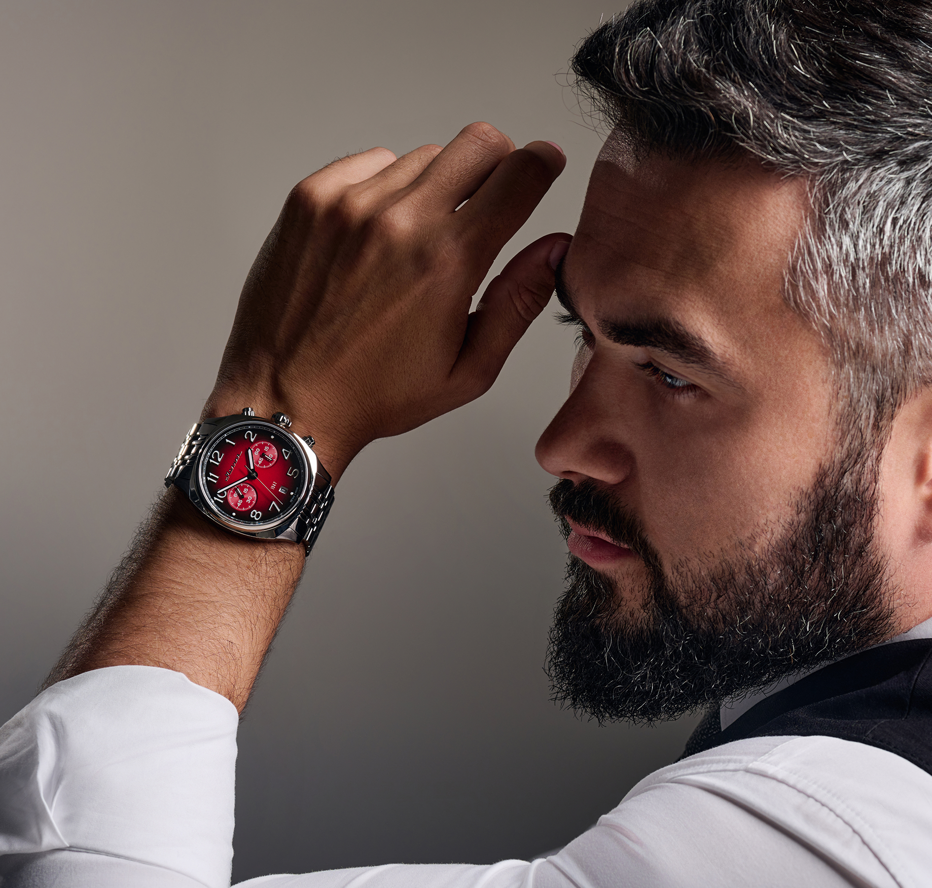 Evolution 6S21 42 mm quartz chronograph