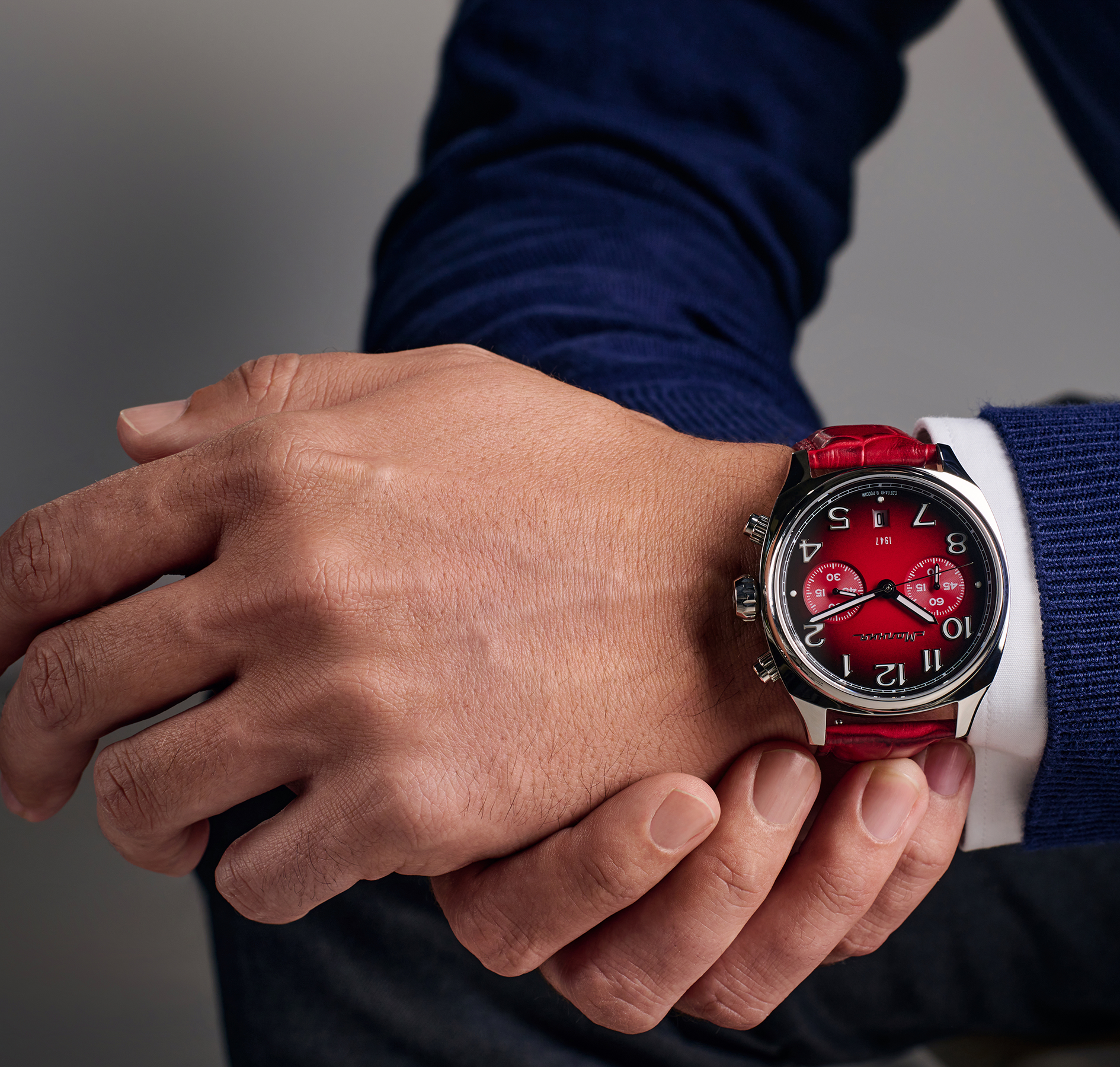Evolution 6S21 42 mm quartz chronograph