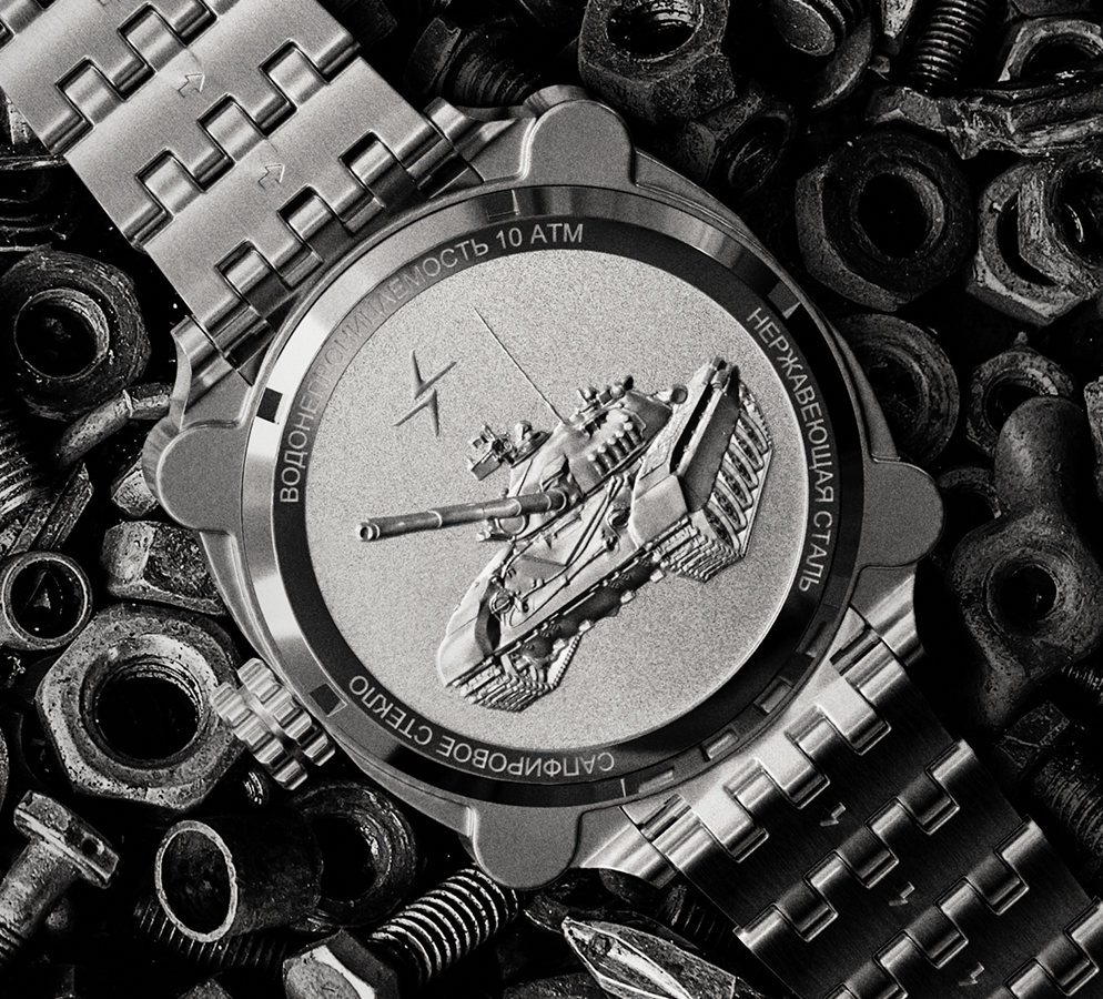 Tank 8215, 42 mm, automatic winding