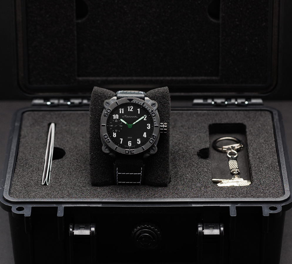 Tank 3603 42 mm manual winding