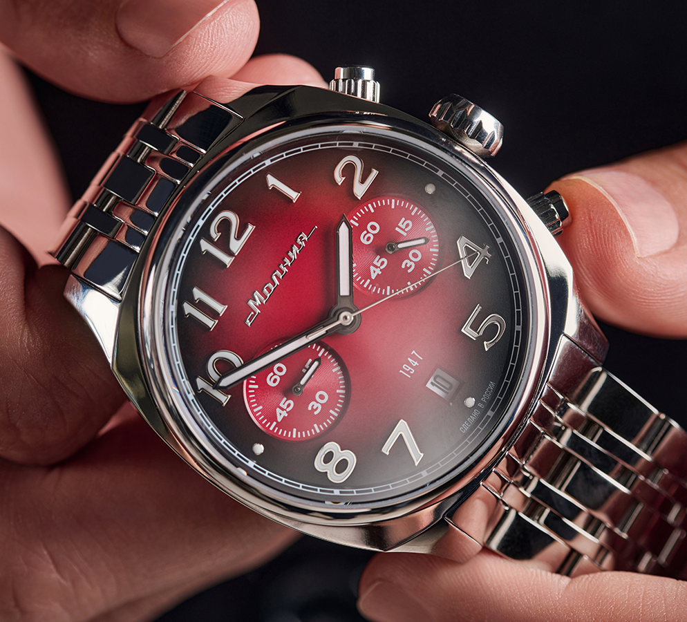 Evolution 6S21 42 mm quartz chronograph
