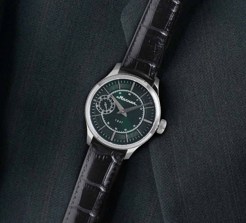 Debut TCB 3603 41 mm hand-wound