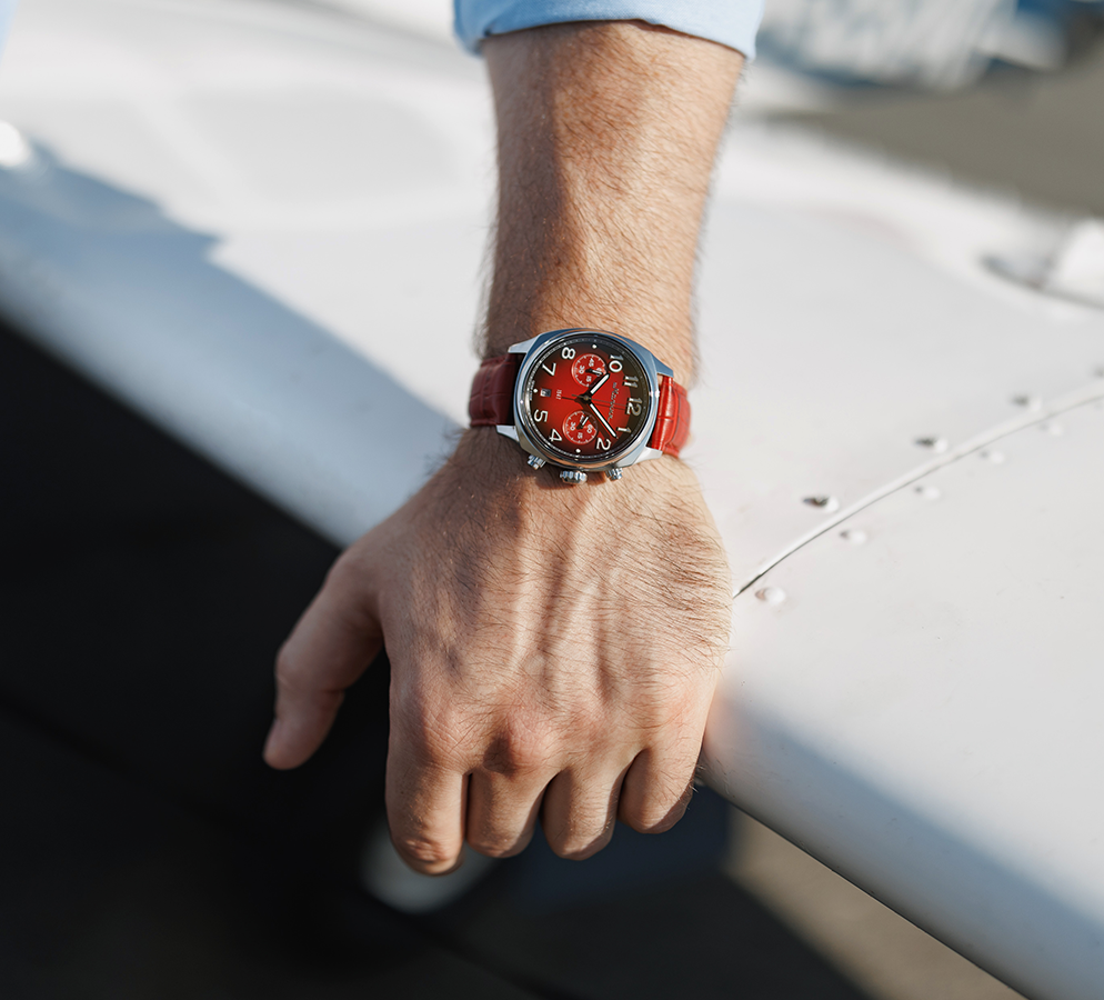 Evolution 6S21 42 mm quartz chronograph