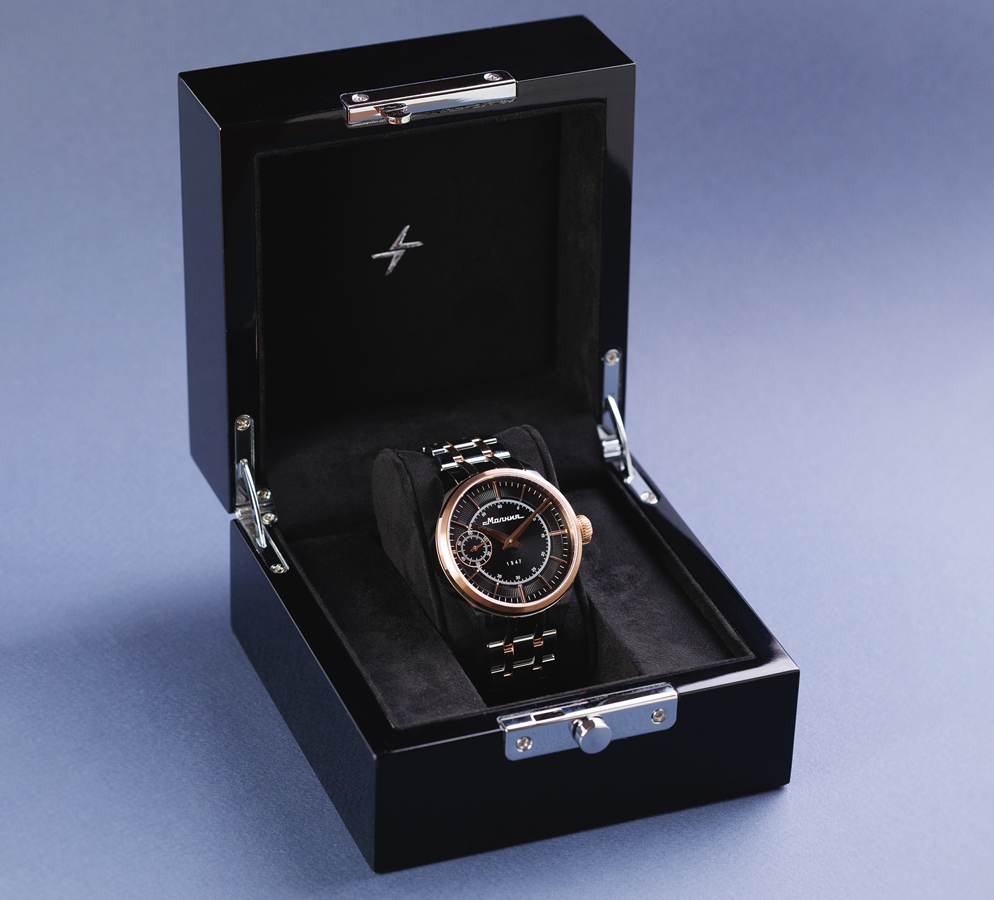 Debut TCB 3603 41 mm hand-wound