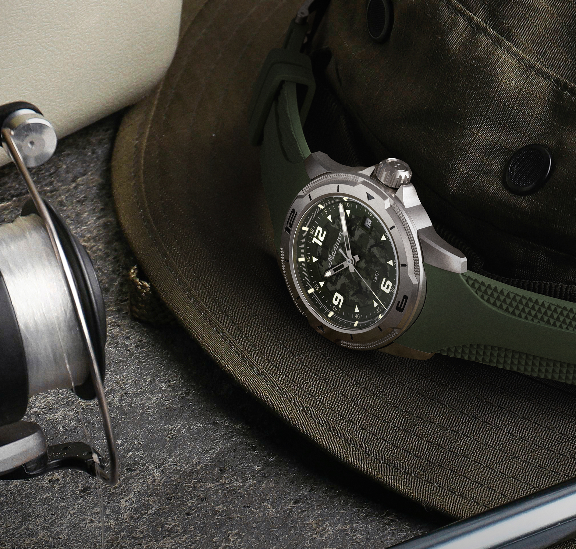 Pilgrim 8215 42 mm Automatic