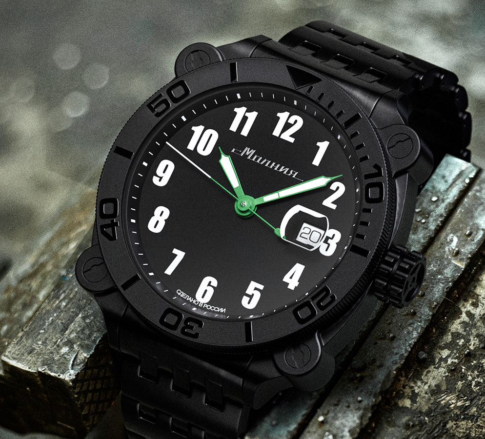 Tank 8215, 42 mm, automatic winding