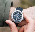 Pilgrim 8215 42 mm Automatic (1)